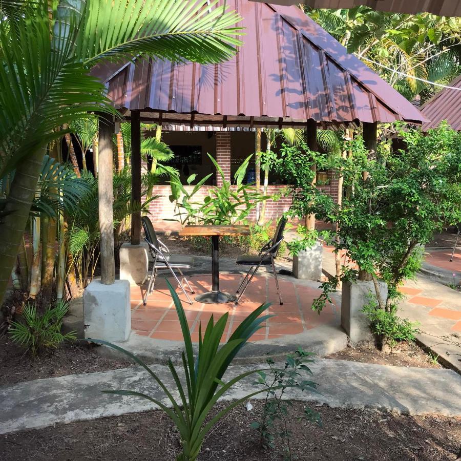 Captain Chim'S Guest House Kep Exterior photo