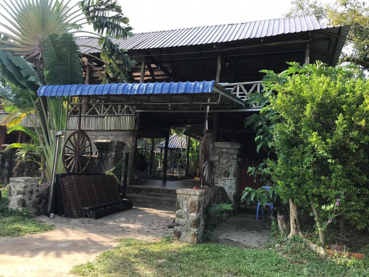 Captain Chim'S Guest House Kep Exterior photo